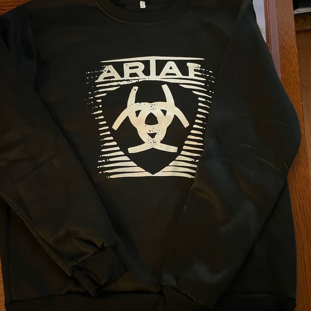 Ariat Black Crewneck Sweater